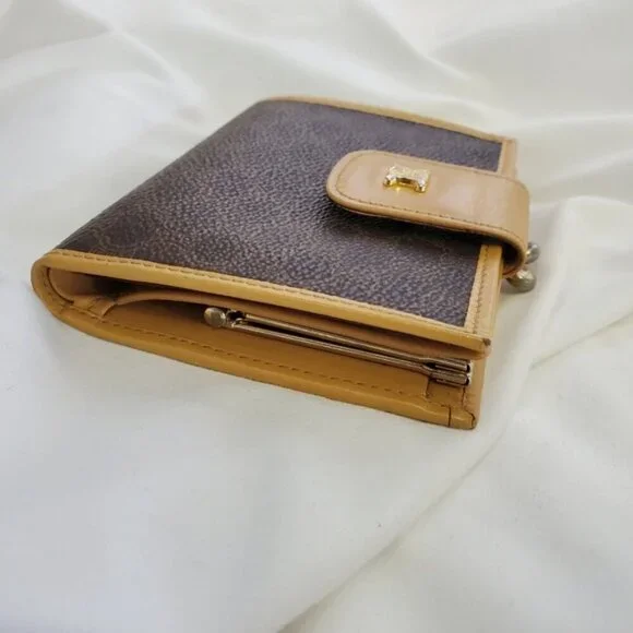 Vintage Celine Triomphe Compact Waller Cardholders - Picture 4 of 13